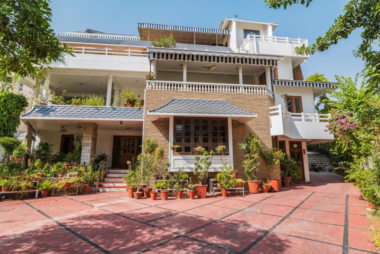 Giri Homestay By Vista Rooms جايبور المظهر الخارجي الصورة