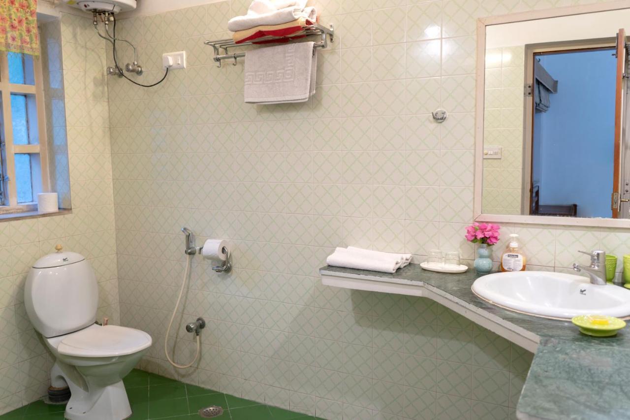 Giri Homestay By Vista Rooms جايبور المظهر الخارجي الصورة
