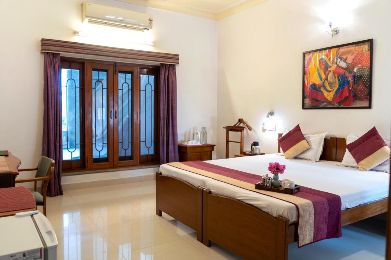 Giri Homestay By Vista Rooms جايبور المظهر الخارجي الصورة